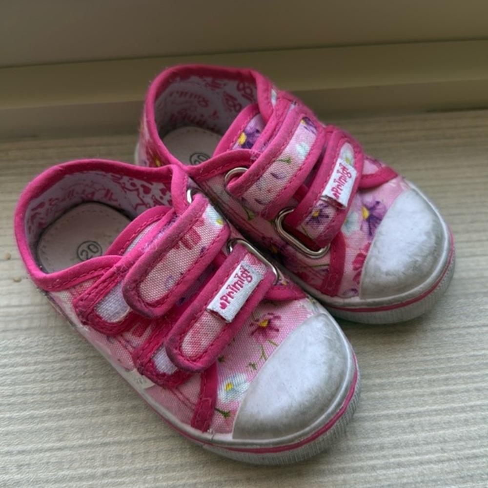 Primigi sneakers size 20